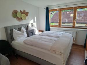 Lovely Rita Studio, modern Studio - balcony and mountain view - center Kaprun