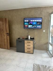 Breeze & Bliss I 1BR with Parking