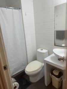 H2-1704 Hispania Condominium, furnished apartment in a good area