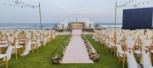 Shelter Beach Resort