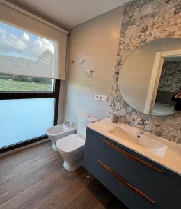Cala Blanca - exclusivo chalet con piscina y vistas al mar
