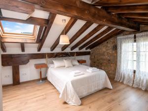 Cantabria Collection - Casona de piedra en Penagos