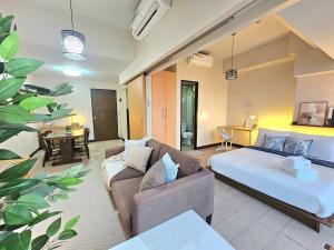 Japandi Zen 1BR Greenbelt Hamilton
