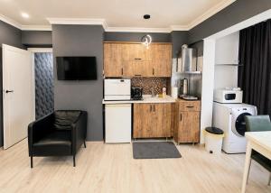 Luxury and Comfort in Central Alsancak Perfect for Groups or Families
