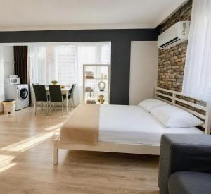 Luxury and Comfort in Central Alsancak Perfect for Groups or Families
