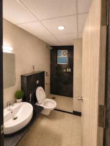 Casa De Amantos - Pvt Studio Stays - Swimming Pool access with entire Apartment