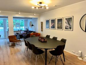 Quiet 3BR Apartment Near Kringlan & Downtown