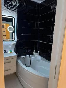 Mamaia Nord Apartment