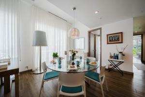 Balcony Studio with Home Office & Amazing Views by Anyplace_Old