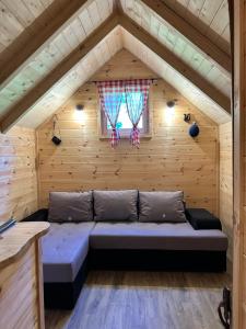 Log Cabin