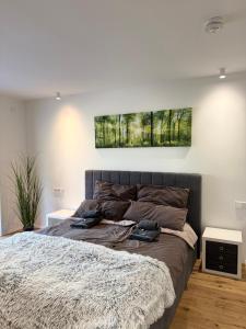 Design Suite mit Terrasse und Parkplatz in Böblingen
