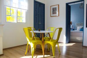 Suite Azul con Cocineta y Balcón en el Centro de Oaxaca