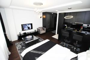 Apartment Glam A block Delta City New Belgrade