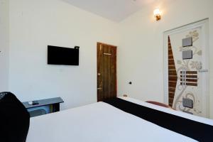 Hotel O GOLDEN LODGE & Rooms