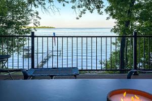 Waterfront Leech Lake Cabin: Dock, Fire Pit, Deck