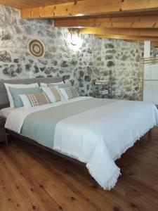 Kontarenas Cottage