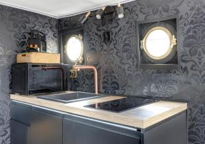 Love Room sur leau & Rooftop