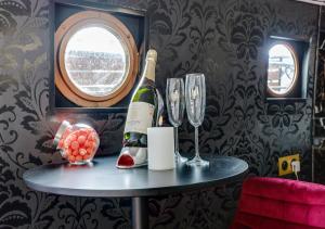 Love Room sur leau & Rooftop