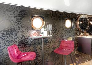 Love Room sur leau & Rooftop