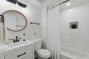 Near EMU & Ann Arbor - King Bed, AC & WiFi