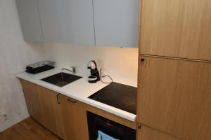 Studio with 15min walk to oldtown, dishwasher, aircon