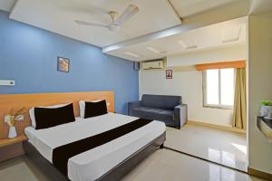 Hotel O Bommarillu