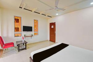 Hotel O Bommarillu