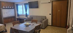 Charming place with a fireplace nearby Saturnia