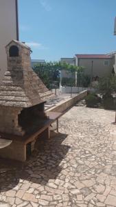 Apartments by the sea Rogoznica - 27497