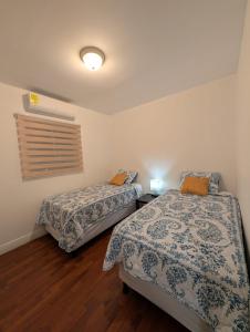 Prime location, AC & easy Road access