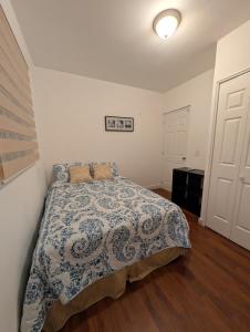 Prime location, AC & easy Road access