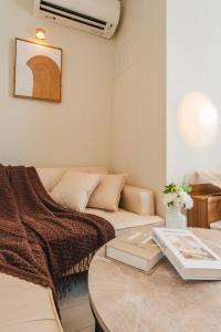 COA House Ikebukuro - Projector - Free Early & Late Checkout - Cozy Stay for 2-3