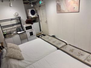 Huga Hotel Yushima 2F Free Wi-Fi 4min to Ueno St
