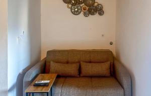 Beach Front Apartment In Vlasici With Wifi
