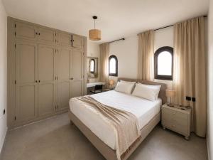 Spacious apartment with panoramic views