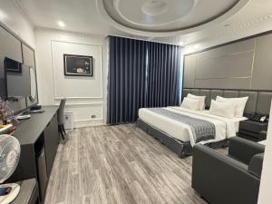 Sen plaza Hotel