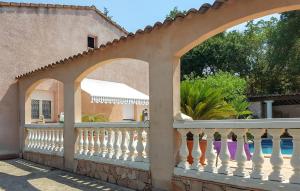 Nice Home In Mezzavia With Outdoor Swimming Pool
