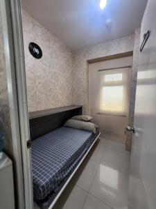Sewa Apartemen Green Pramuka City 2 Kamar Tidur