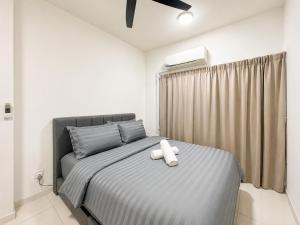 Cozy Home Emira Residence 1205