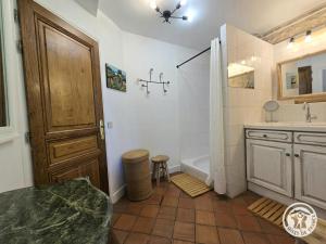 Maison avec piscine privée et animaux admis - 10 pers. - FR-1-616-586