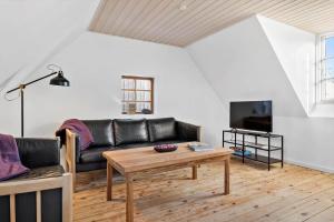 20611-Samso-Brundby-Hovedgade-66