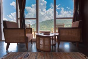 Enchanted Hills Farmstay