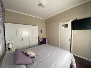 Violet Cordón, 2 bedrooms and garage