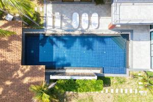 Bangtao 4 Bedrooms Modern Single-Unit Villa 1000 Square Meters of Land 15-Meter Oversized Private Pool Oversized Garden