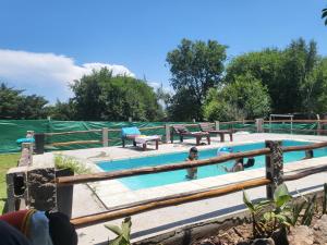 Casa de campo con parque y pileta