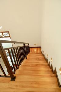 Airport Breeze Luxury Villa
