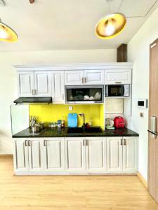 Stylish Urban Studio Apartment Near Marriott Hotel at Green Bay Hanoi District