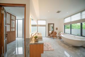 Hillside Heights Jimbaran Residence