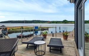 Cozy Home In Brommösund With Lake View