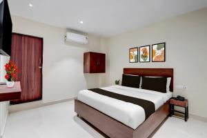 Super OYO Hotel O Pydithalli Ammavari Temple Vizianagaram